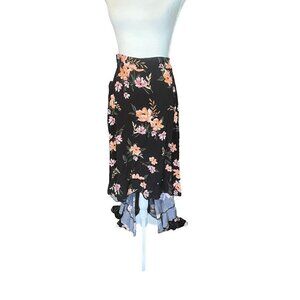 Torrid Size 6, 6X, 30 Black and Orange Floral Skirt